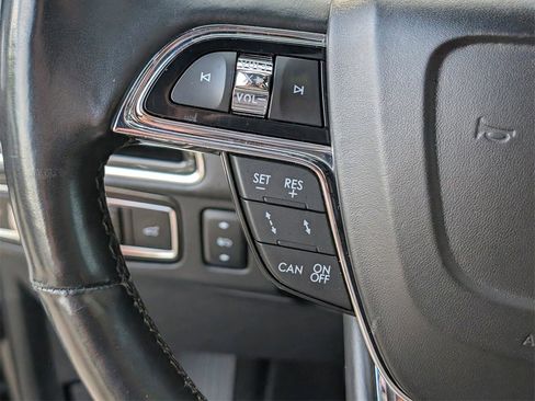 Used 2020 Lincoln Navigator L Reserve w/ Equipment Group 208A Reserve image 20