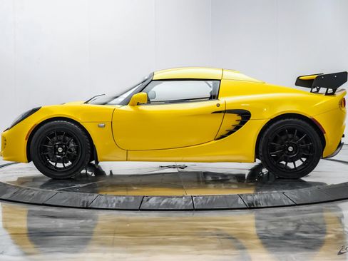 Used 2005 Lotus Elise RWD image 9