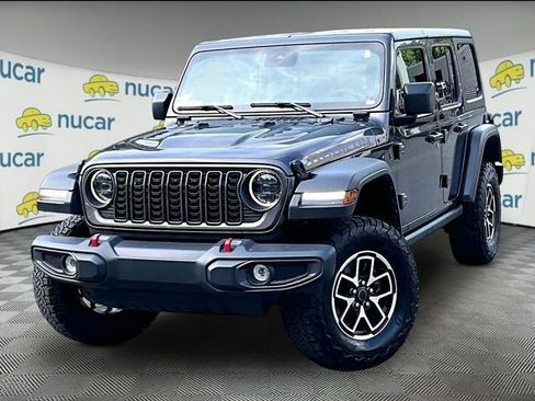 Used 2024 Jeep Wrangler Unlimited Rubicon AWD/4WD image 12