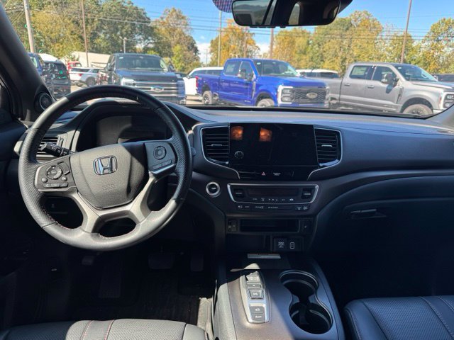 Used 2023 Honda Passport TrailSport image 13