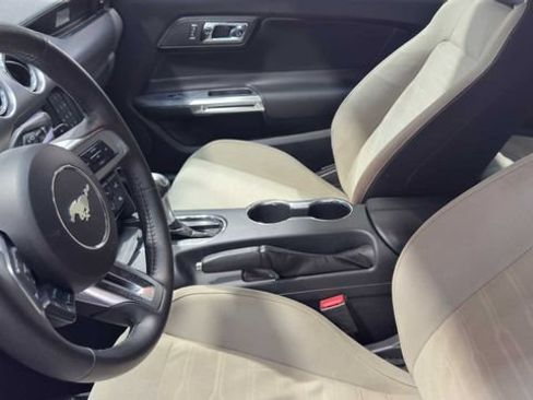 Used 2016 Ford Mustang GT RWD image 16