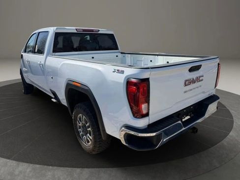Used 2023 GMC Sierra 3500 SLE w/ SLE Convenience Package image 9