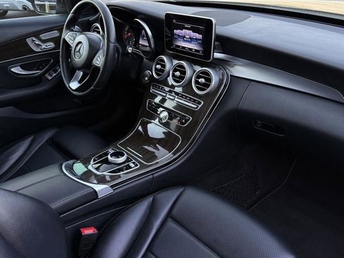 Used 2017 Mercedes-Benz C 300 4MATIC Sedan image 45