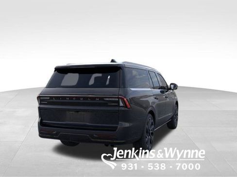 New 2026 Lincoln Navigator L Black Label AWD/4WD image 8