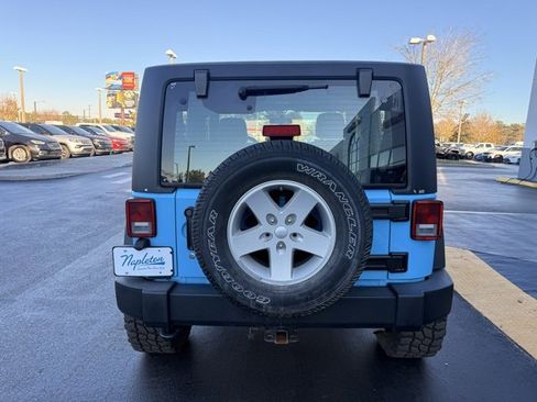 Used 2018 Jeep Wrangler Sport image 7