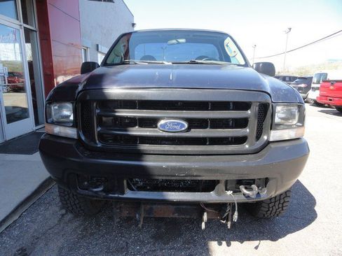 Used 2004 Ford F250 4x4 Regular Cab Super Duty image 6