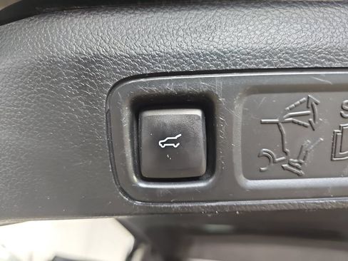 Used 2019 Ford Expedition Platinum AWD/4WD image 18