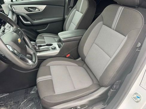 Certified 2025 Chevrolet Blazer LT AWD/4WD image 5