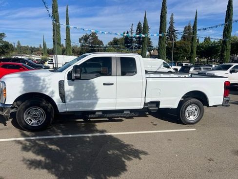 Used 2026 Ford F250 XL w/ 360-Degree Camera Package RWD image 6