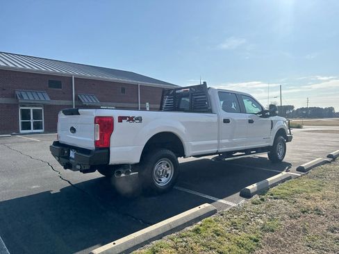 Used 2017 Ford F250 XL w/ Power Equipment Group image 6