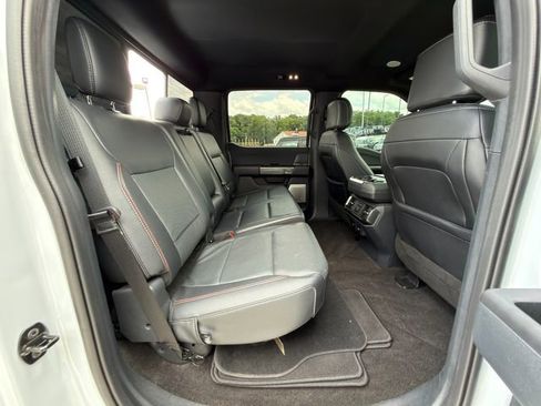 Used 2022 Ford F150 Lariat w/ Equipment Group 502A High AWD/4WD image 11