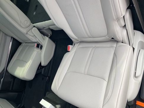 New 2026 Jeep Grand Wagoneer Summit image 36