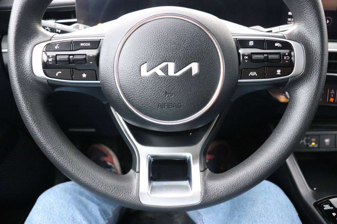 Used 2026 Kia K5 LXS FWD image 25