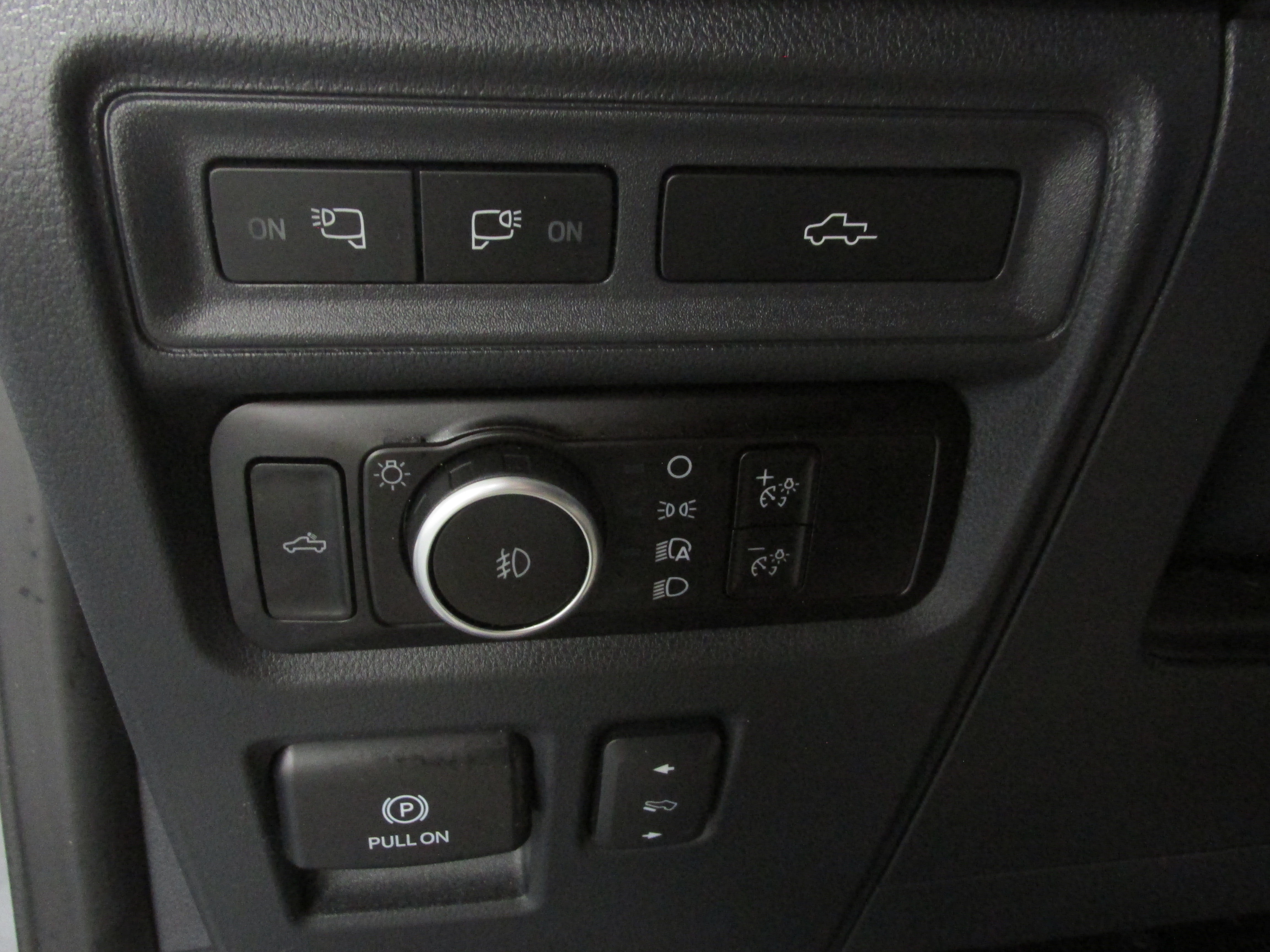 Used 2023 Ford F150 Raptor AWD/4WD image 31