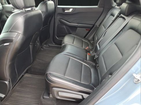 Used 2025 Ford Escape Platinum FWD image 18