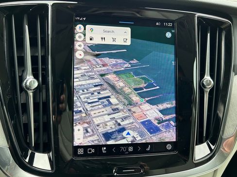 Certified 2025 Volvo V60 B5 Cross Country Plus image 26