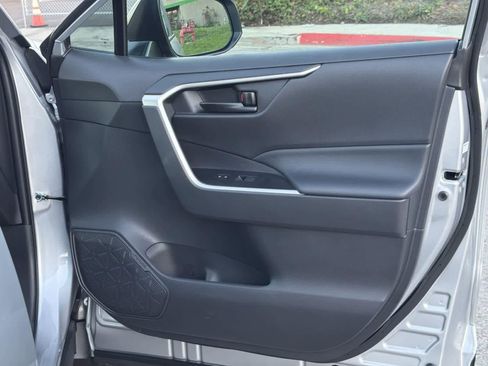 Used 2024 Toyota RAV4 LE image 33