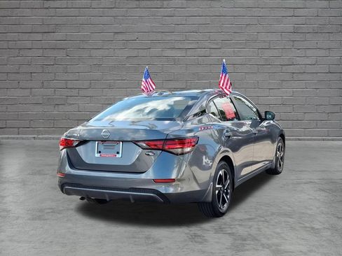 Used 2025 Nissan Sentra SV FWD image 12