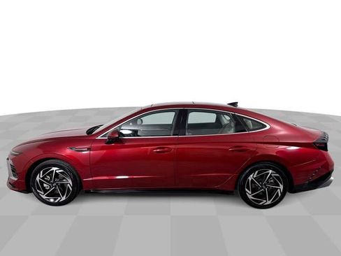 Used 2024 Hyundai Sonata SEL w/ Convenience Package image 9