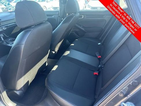 Used 2025 Honda Civic Sport image 12