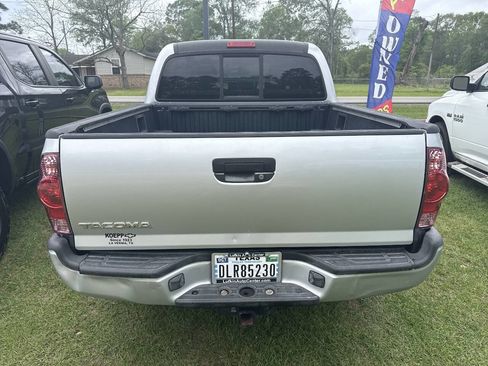 Used 2008 Toyota Tacoma PreRunner image 4