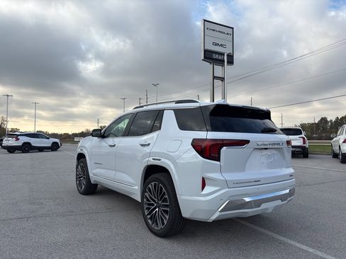 Used 2023 Ford Escape ST-Line Elite w/ Premium Technology Package image 40