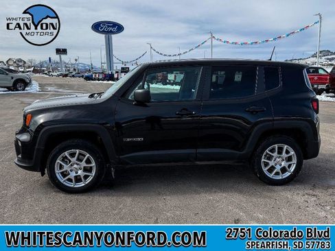 Used 2023 Jeep Renegade Latitude image 2