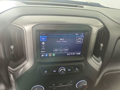 Used 2025 Chevrolet Silverado 2500 Custom w/ Custom Value Package AWD/4WD image 7