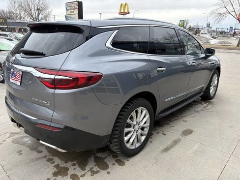 Used 2018 Buick Enclave Premium w/ Experience Buick Package image 6