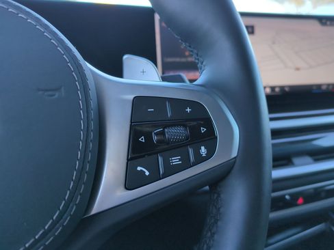 Certified 2026 BMW X7 xDrive40i w/ M Sport Package image 19