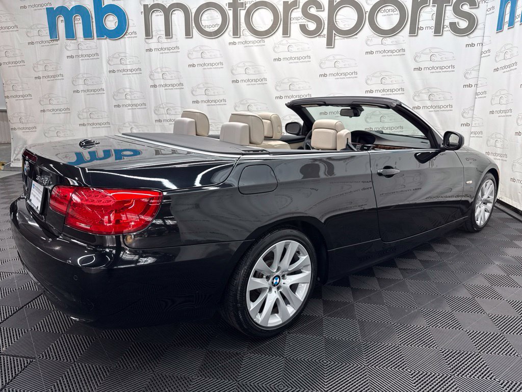 Used 2013 BMW 328i Convertible RWD image 17