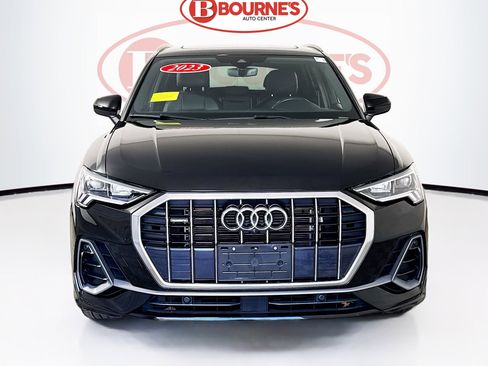 Used 2023 Audi Q3 2.0T Premium Plus w/ Premium Plus Package image 5