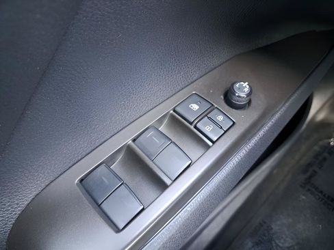 Used 2022 Toyota Camry LE w/ Convenience Package FWD image 24