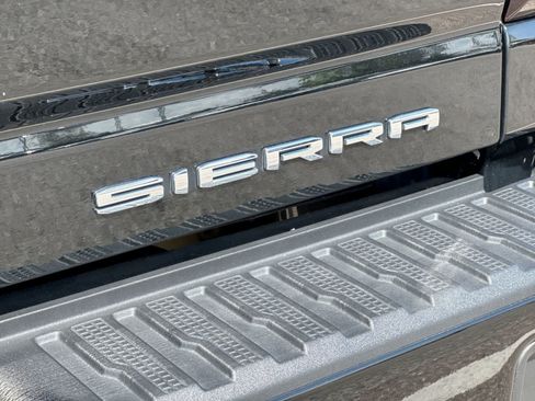 Used 2024 GMC Sierra 3500 Denali Ultimate AWD/4WD image 2