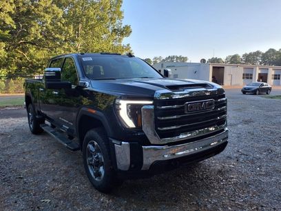 New 2025 GMC Sierra 2500 SLT
