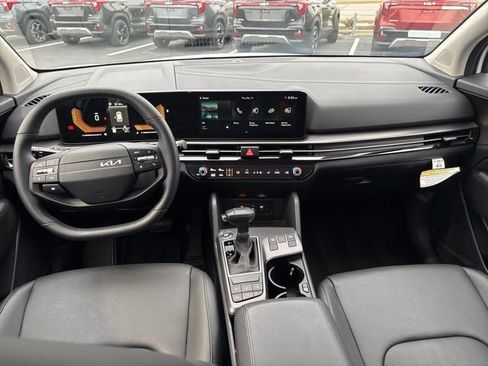 Used 2026 Kia Sportage EX w/ EX Panorama Roof Package image 30