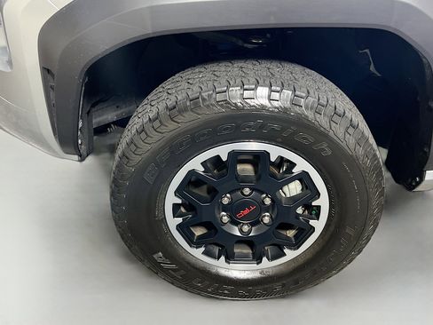 Used 2024 Toyota Tacoma TRD Off-Road AWD/4WD image 13
