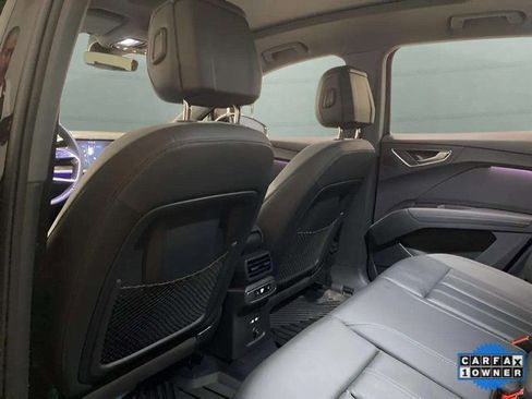 Used 2023 Audi Q4 e-tron Premium Plus w/ Premium Plus image 19