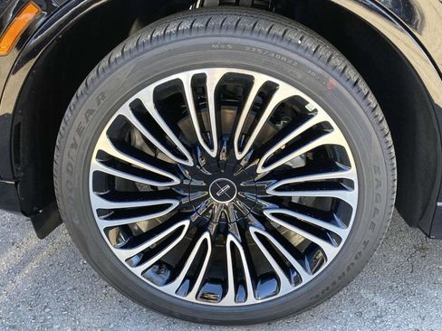 New 2025 Lincoln Aviator Black Label image 14