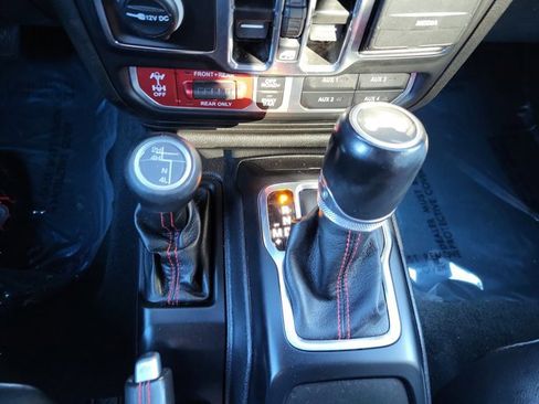 Certified 2023 Jeep Wrangler Unlimited Rubicon w/ Xtreme 35 Tire Package image 41