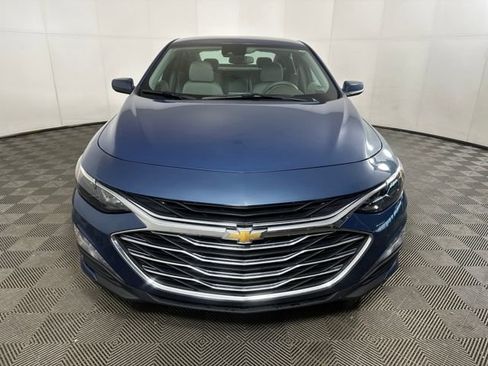 Used 2025 Chevrolet Malibu LT image 8