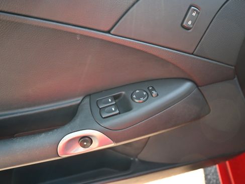 Used 2006 Chevrolet Corvette Coupe w/ Performance Package image 16