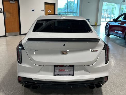 Used 2022 Cadillac CT4 V Blackwing w/ Driver Assist Package RWD image 2