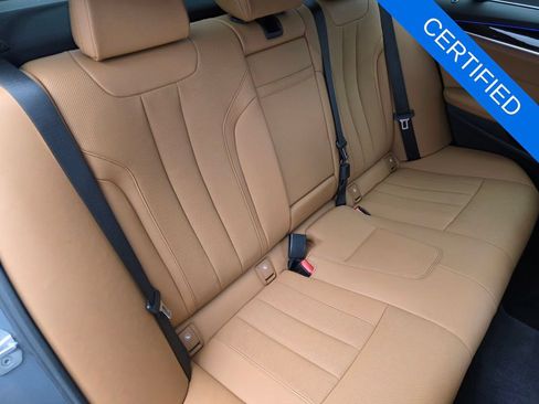 Used 2023 BMW 530i w/ Premium Package RWD image 27