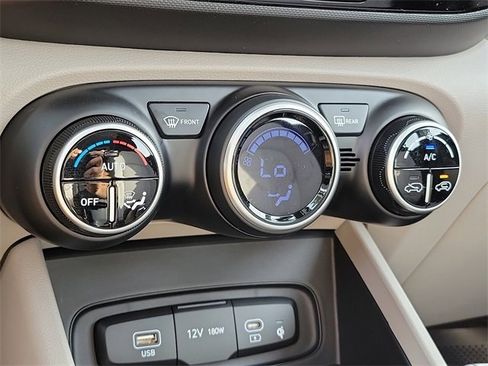 New 2026 Hyundai Venue SEL image 11