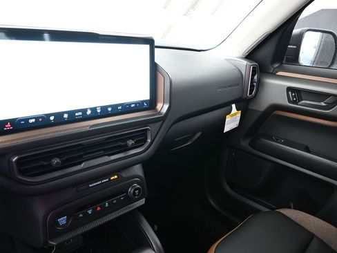 New 2025 Ford Bronco Sport Outer Banks image 21