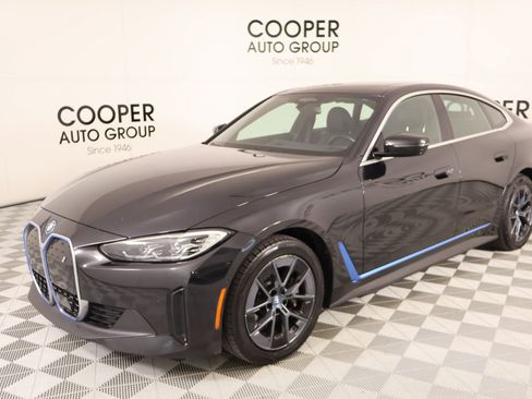 Used 2024 BMW i4 eDrive40 RWD image 11
