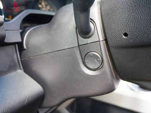 Used 2015 Ford F150 Platinum w/ Equipment Group 701A Luxury image 40