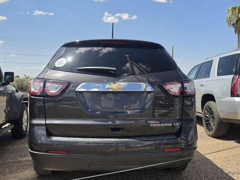 Used 2016 Chevrolet Traverse LS FWD image 5