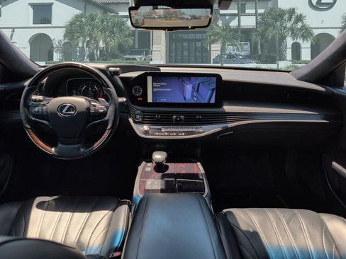 Certified 2023 Lexus LS 500 w/ Luxury Package RWD image 27
